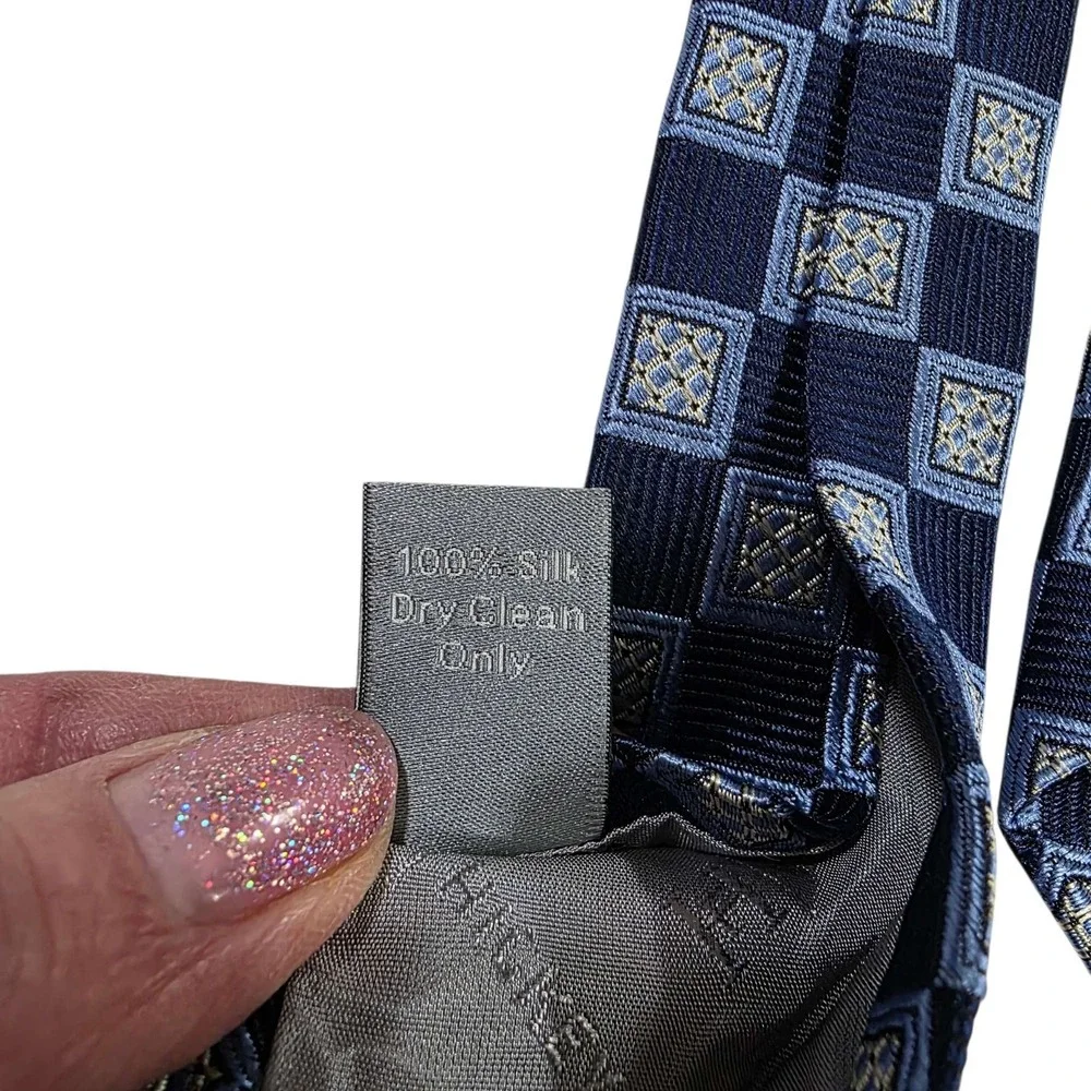 Hickey Freeman Mens Necktie Silk‎ Blue Square Pattern Hand Made in USA Luxury